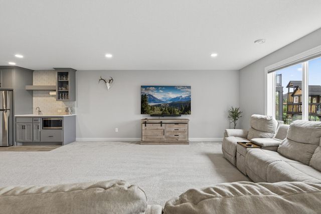 15450 110th Avenue N, Dayton, MN 55369