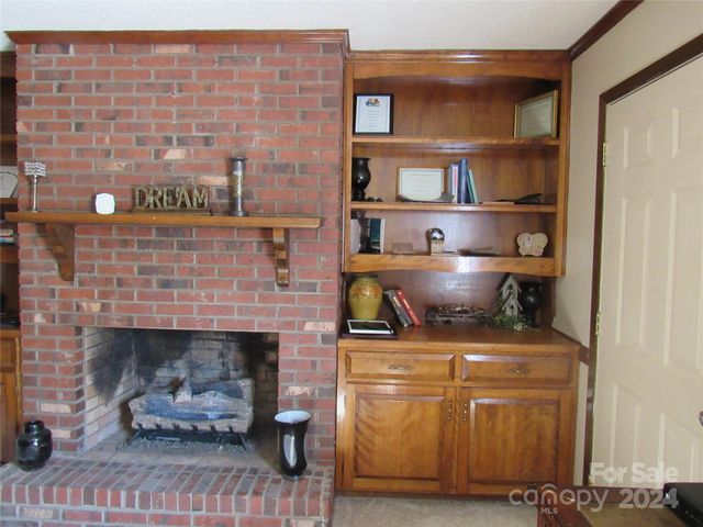 171 Fox Run Road, Forest City, NC 28043