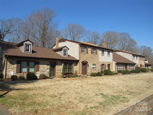171 Fox Run Road, Forest City, NC 28043
