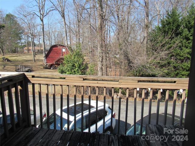 171 Fox Run Road, Forest City, NC 28043