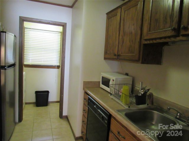 171 Fox Run Road, Forest City, NC 28043