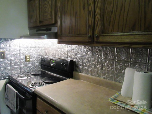 171 Fox Run Road, Forest City, NC 28043