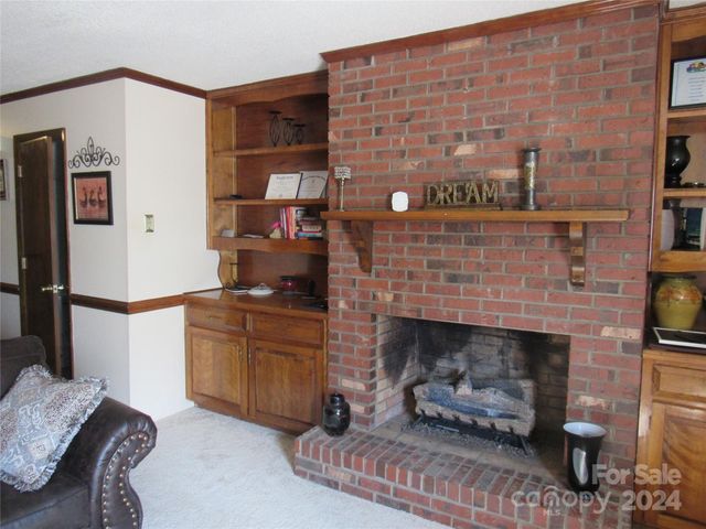 171 Fox Run Road, Forest City, NC 28043