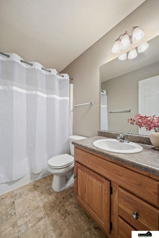 1936 Connor Street, Lincoln, NE 68505