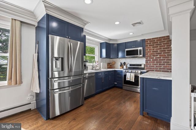 30 MERRIN RD, York, PA 17402
