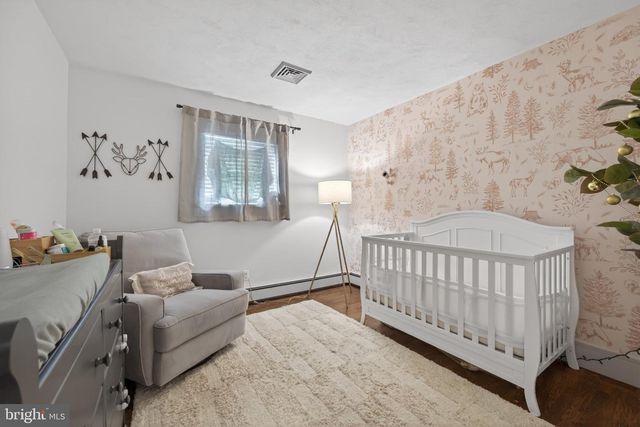30 MERRIN RD, York, PA 17402