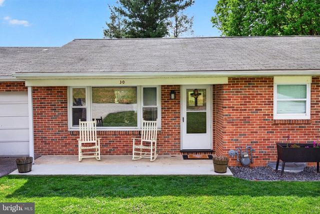 30 MERRIN RD, York, PA 17402