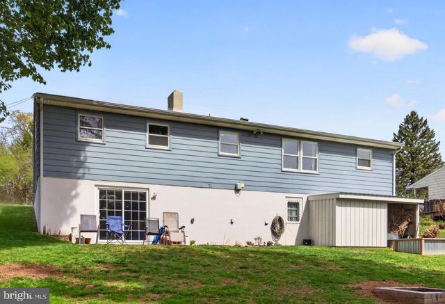 30 MERRIN RD, York, PA 17402