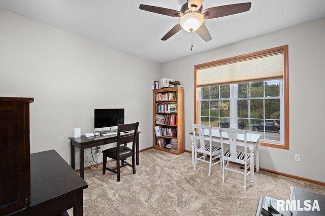 1215 Waverly Rd Road, Davenport, IA 52804