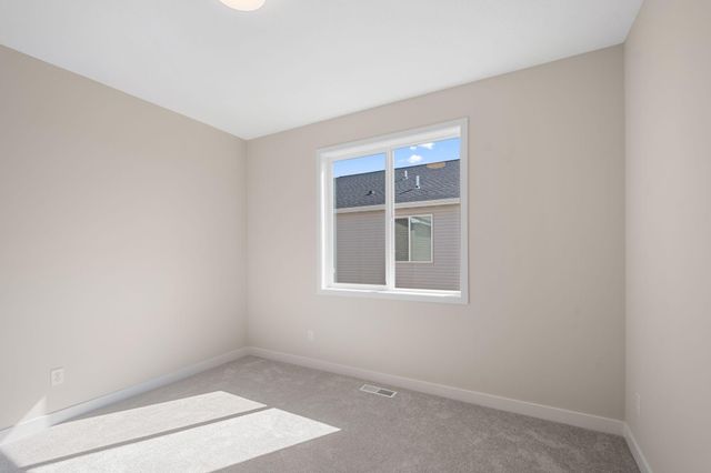 1214 Compton Avenue, River Falls, WI 54022