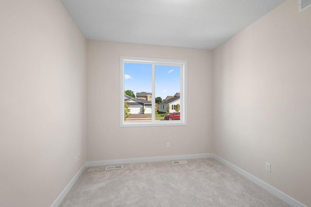 1214 Compton Avenue, River Falls, WI 54022