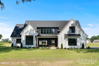 5171 Brook Ln, Hernando, MS 38632