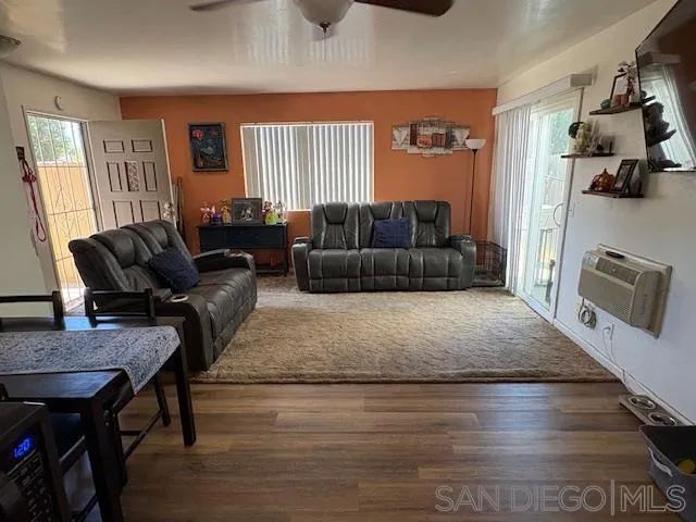 1263-1265 Jeannine Way, El Cajon, CA 92021