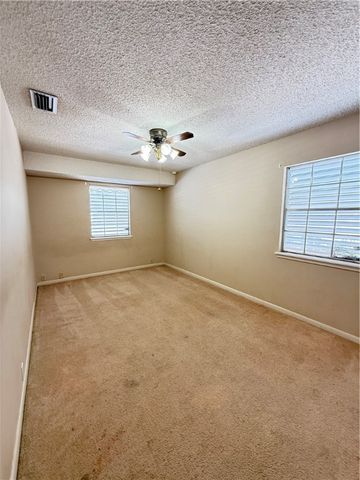 76 Townhouse, Corpus Christi, TX 78412