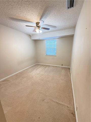 76 Townhouse, Corpus Christi, TX 78412