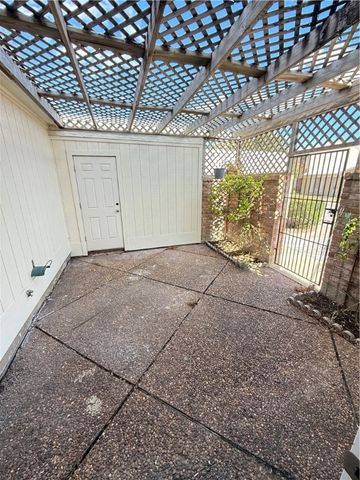 76 Townhouse, Corpus Christi, TX 78412