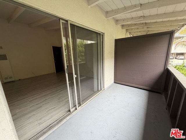 11842 Goshen Avenue 5, Los Angeles, CA 90049