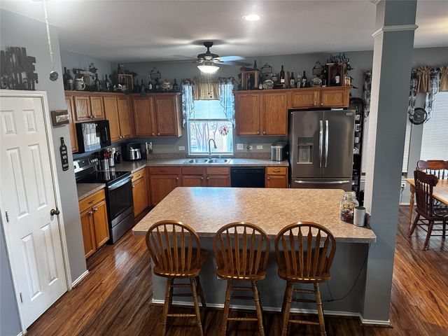 103 Denali Court, Terrell, TX 75160