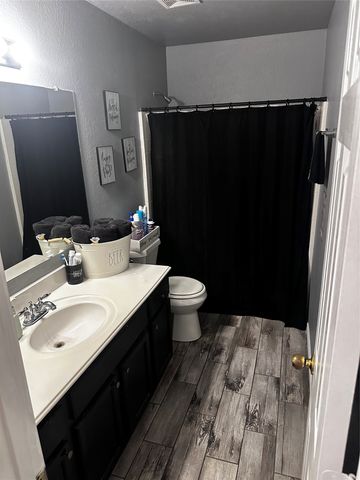 103 Denali Court, Terrell, TX 75160