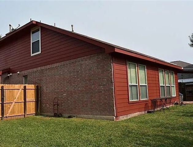 103 Denali Court, Terrell, TX 75160