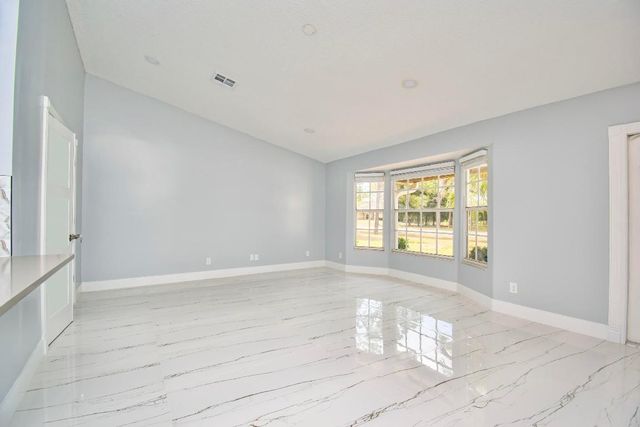 14193 80th Lane N, Loxahatchee, FL 33470