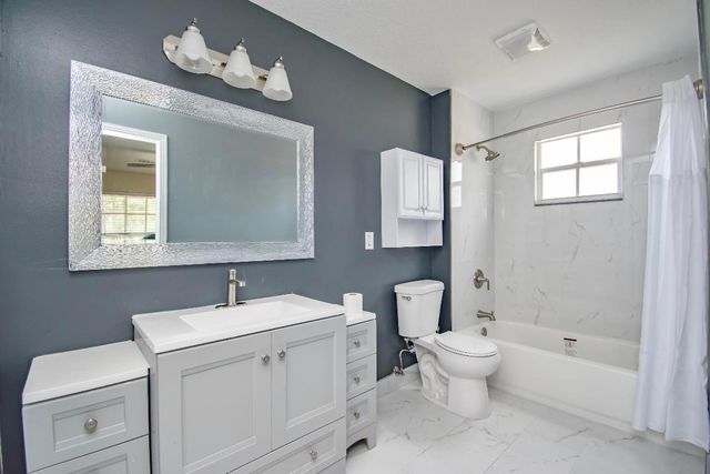 14193 80th Lane N, Loxahatchee, FL 33470