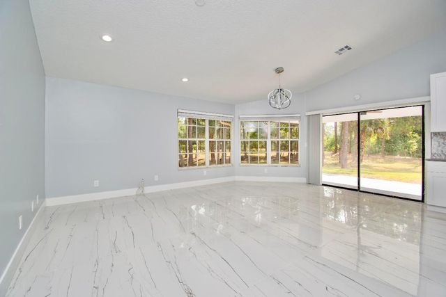 14193 80th Lane N, Loxahatchee, FL 33470