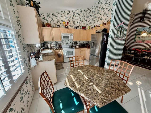 8304 Waterline Drive 103, Boynton Beach, FL 33472