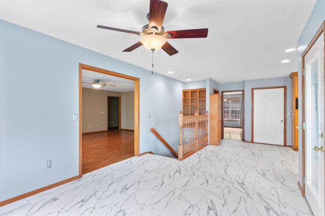 1319 Woodcastle Road, Nixa, MO 65714