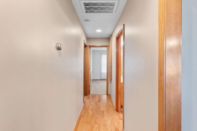 1319 Woodcastle Road, Nixa, MO 65714