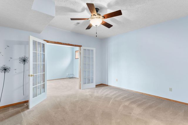 1319 Woodcastle Road, Nixa, MO 65714