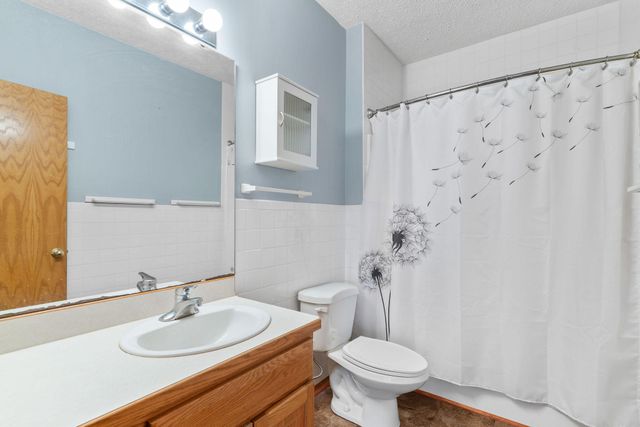 1319 Woodcastle Road, Nixa, MO 65714