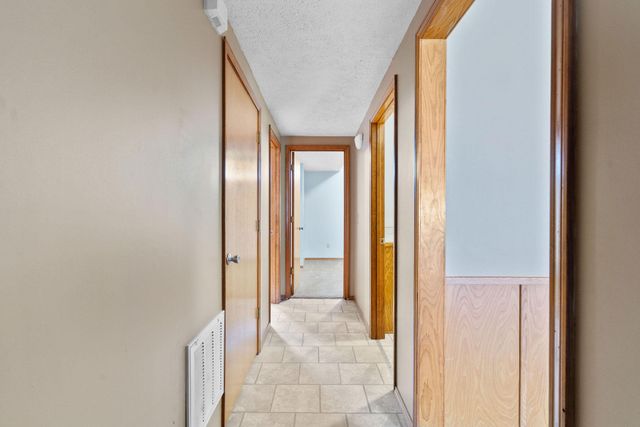 1319 Woodcastle Road, Nixa, MO 65714