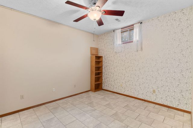 1319 Woodcastle Road, Nixa, MO 65714