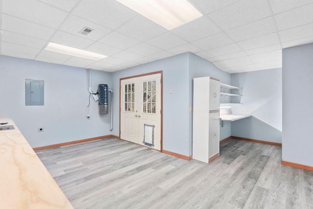 1319 Woodcastle Road, Nixa, MO 65714