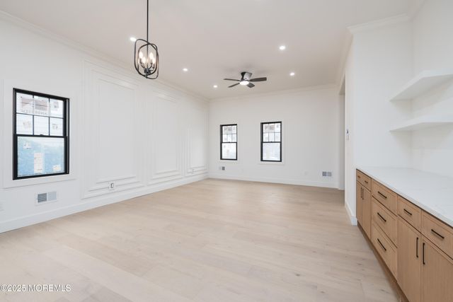 21 Heathcote Avenue, Edison, NJ 08817