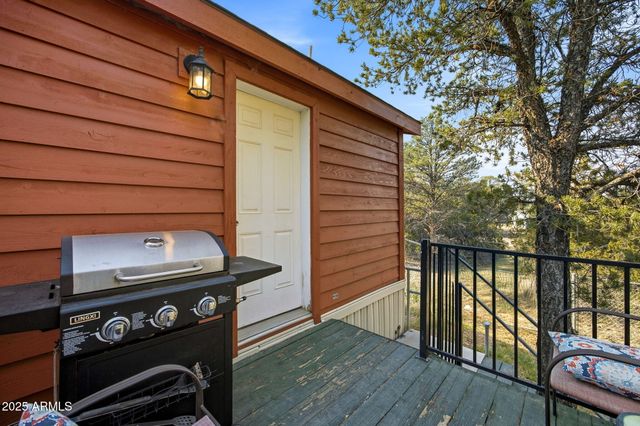 3144 TONTO Drive, Overgaard, AZ 85933