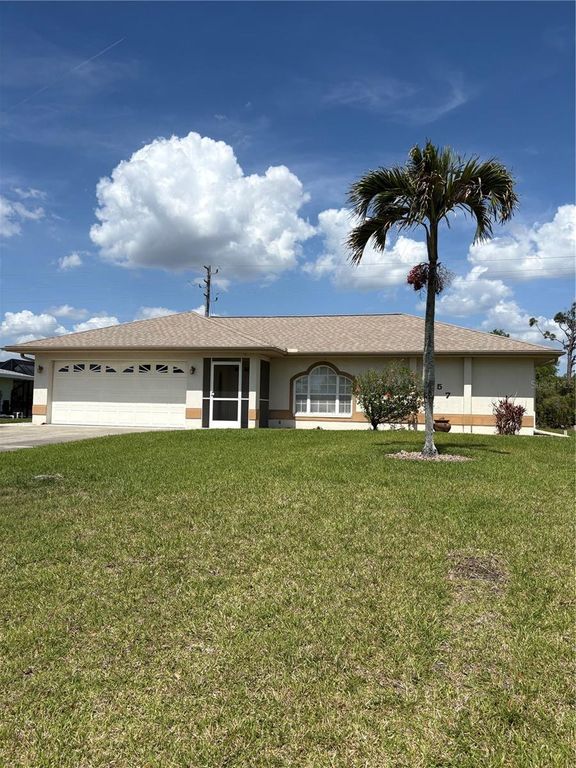 Image 1 of property listing at 157 ANNAPOLIS LANE, Rotonda West, FL 33947