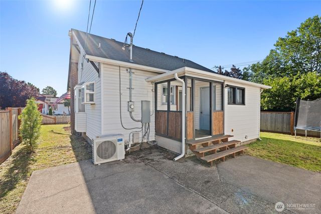 928 F Street, Centralia, WA 98531