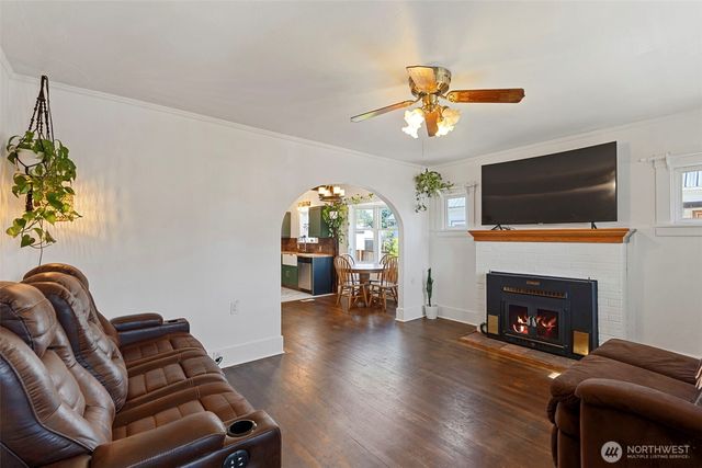 928 F Street, Centralia, WA 98531