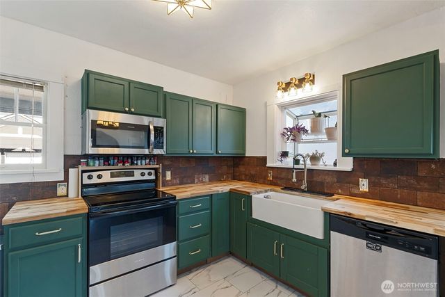 928 F Street, Centralia, WA 98531