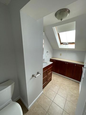 43 43 Merrymount Rd 7, Quincy, MA 02169