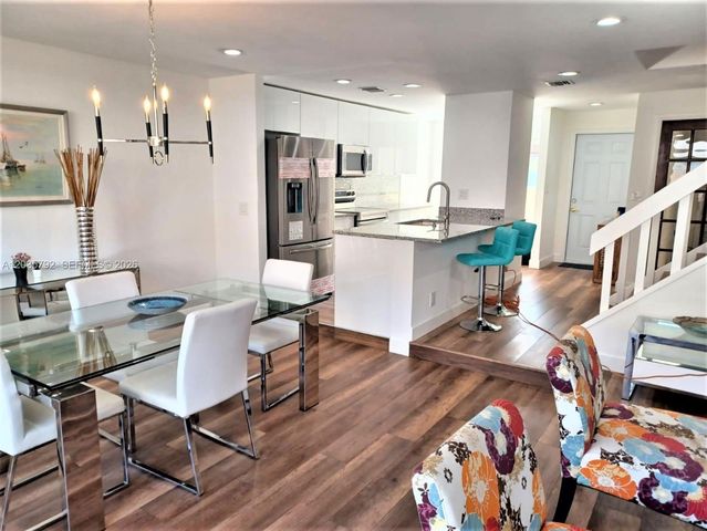 843 NW 81st Avenue 7, Plantation, FL 33324