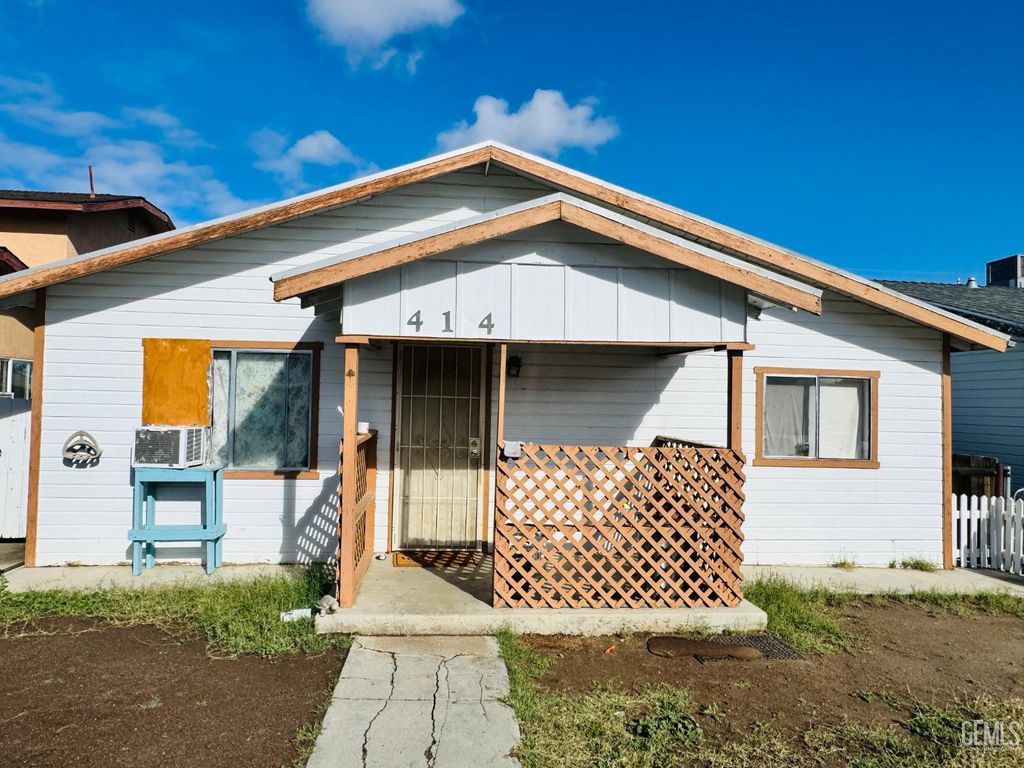 414 Philippine Street, Taft, CA 93268