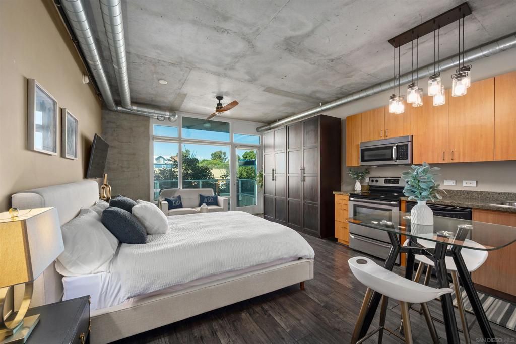 1080 Park Blvd. 203, San Diego, CA 92101