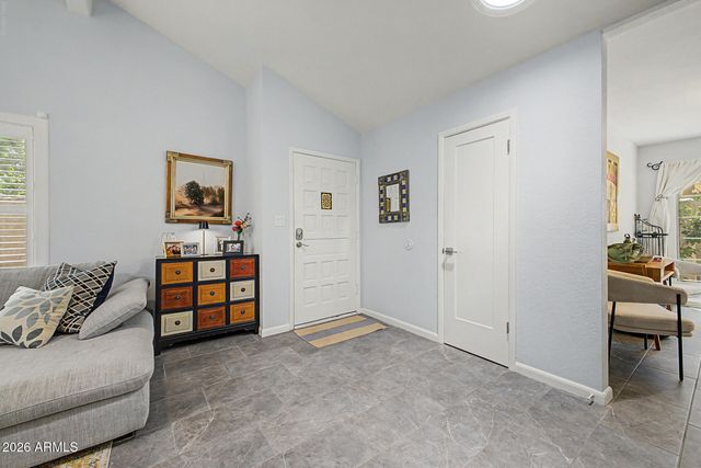 6270 N 78TH Street 325, Scottsdale, AZ 85250