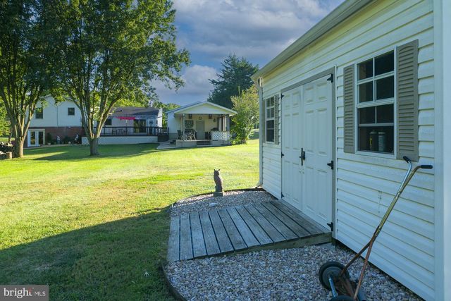 6529 MIDDLEWAY PIKE, Kearneysville, WV 25430