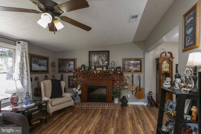 6529 MIDDLEWAY PIKE, Kearneysville, WV 25430