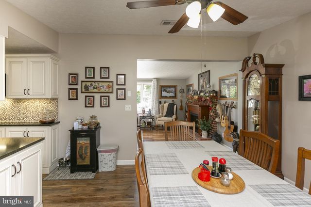 6529 MIDDLEWAY PIKE, Kearneysville, WV 25430