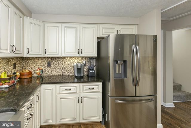 6529 MIDDLEWAY PIKE, Kearneysville, WV 25430